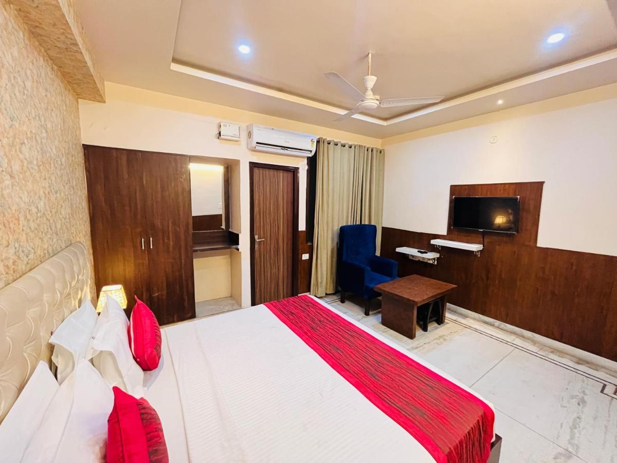 Hotel The Leaf - Gomti Nagar Λάκναου Εξωτερικό φωτογραφία