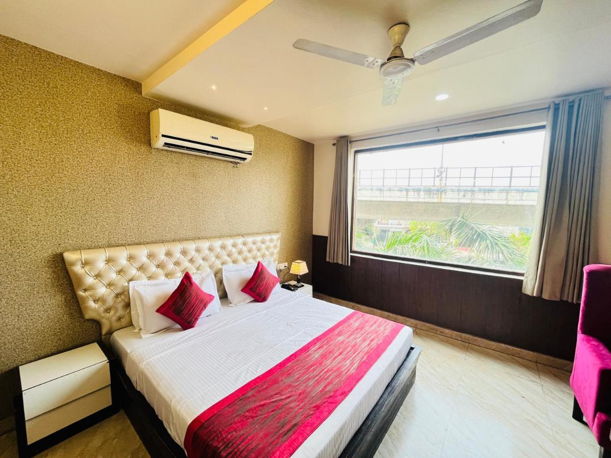 Hotel The Leaf - Gomti Nagar Λάκναου Εξωτερικό φωτογραφία