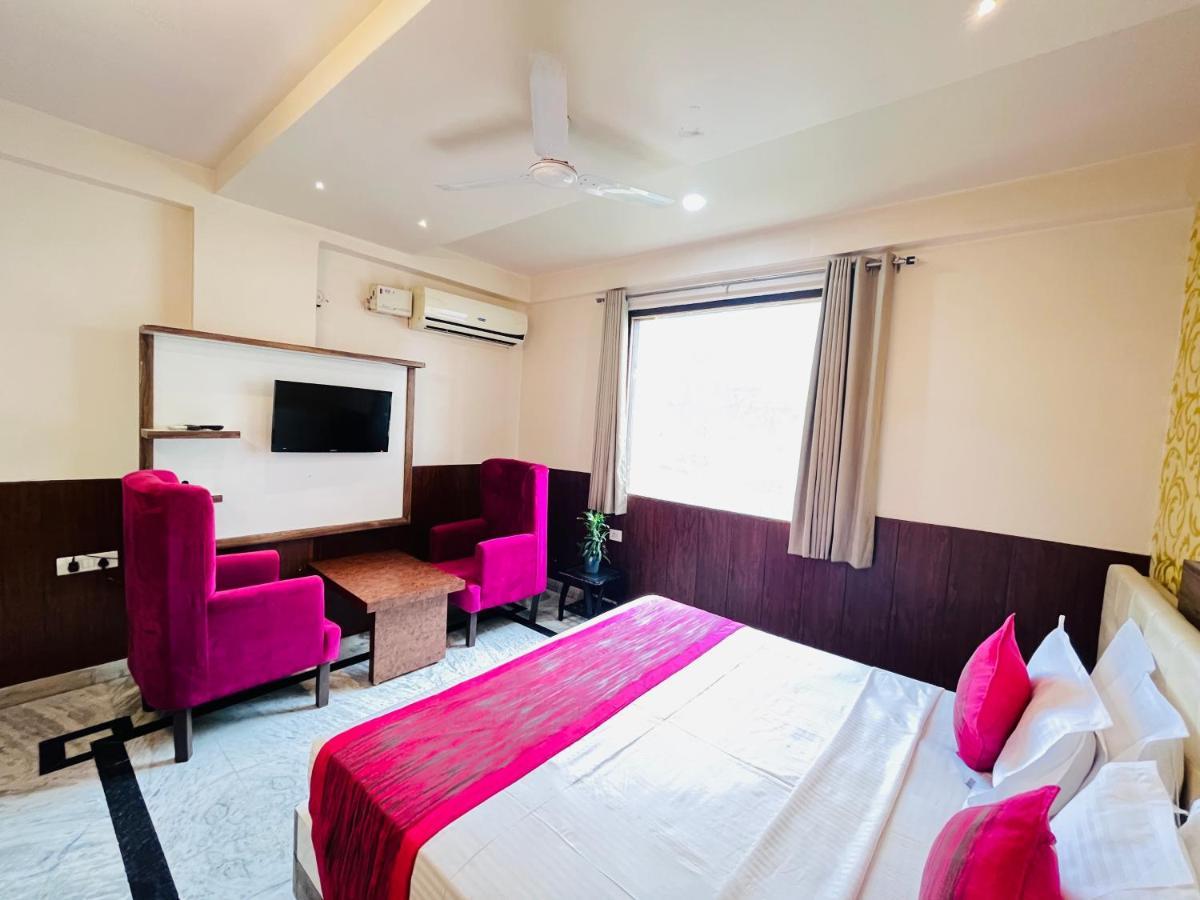 Hotel The Leaf - Gomti Nagar Λάκναου Εξωτερικό φωτογραφία
